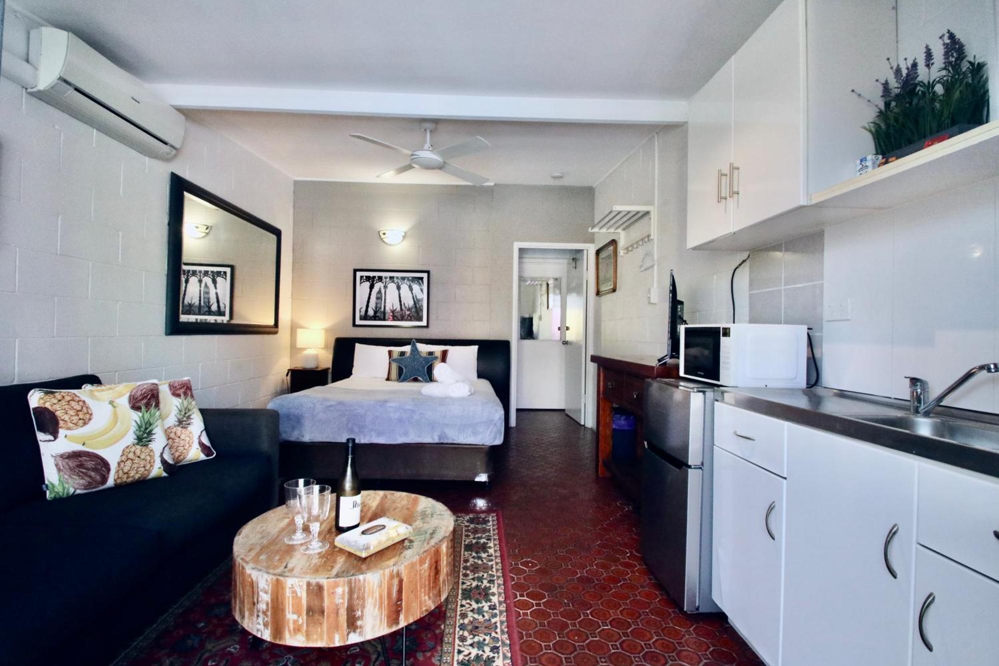 Hideaway Noosa Men Only Beach Resort Peregian Beach Exterior foto